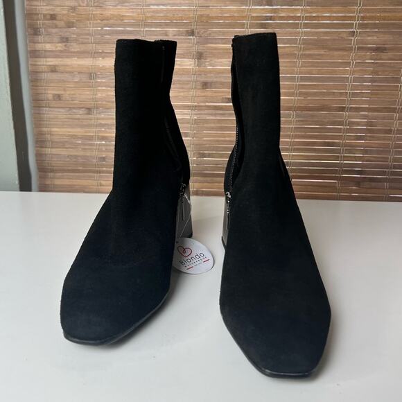 Blondo Waterproof Scarlette Black Suede Heeled Ankle Boots 9.5 - Picture 2 of 10